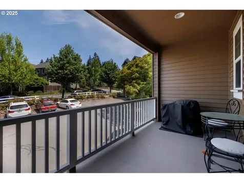 10316 NW Forestview Way Portland OR 97229