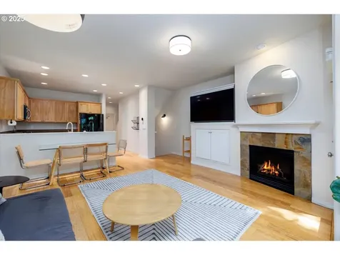 10316 NW Forestview Way Portland OR 97229