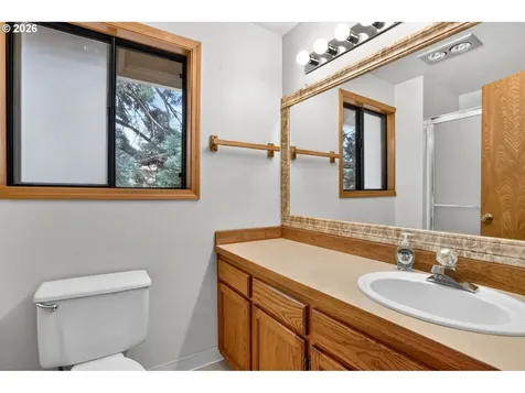 533 SW 13th Avenue Canby OR 97013