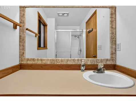 533 SW 13th Avenue Canby OR 97013