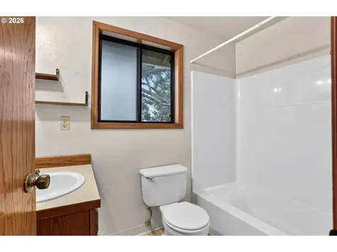533 SW 13th Avenue Canby OR 97013