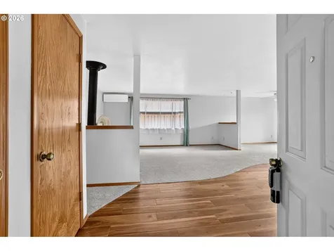 533 SW 13th Avenue Canby OR 97013