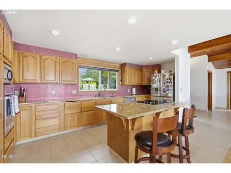620 Ridgewood Road Oceanside OR 97134