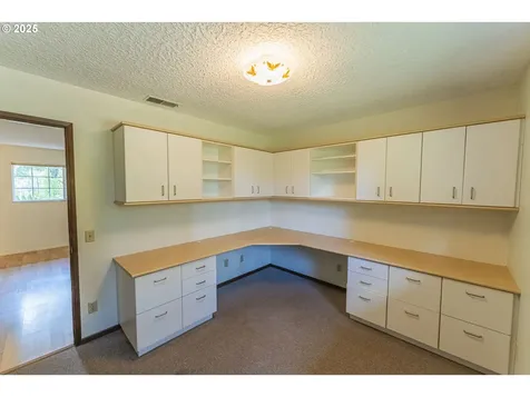 5608 NE Salmon Creek Street Vancouver WA 98686
