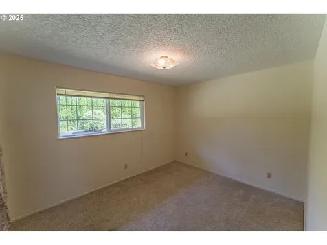 5608 NE Salmon Creek Street Vancouver WA 98686