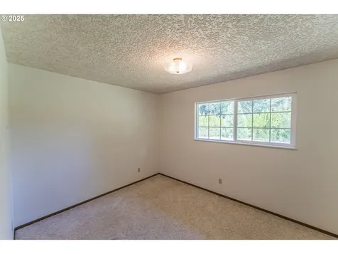 5608 NE Salmon Creek Street Vancouver WA 98686