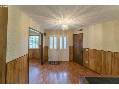 5608 NE Salmon Creek Street Vancouver WA 98686