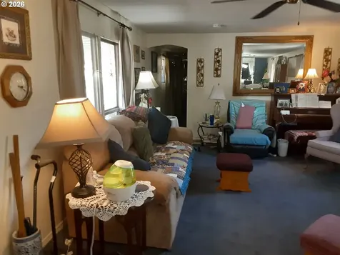 570 N 10th Avenue Cornelius OR 97113