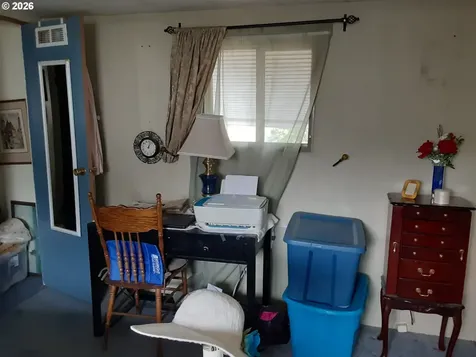 570 N 10th Avenue Cornelius OR 97113