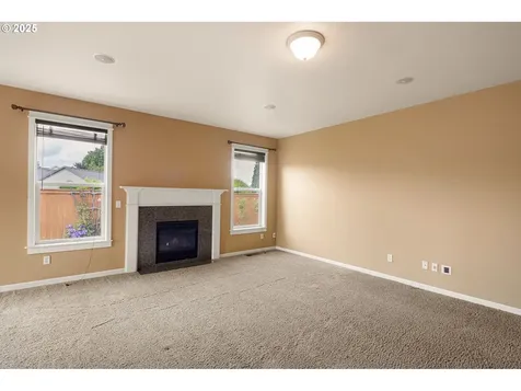 4829 Stagecoach Road Eugene OR 97402