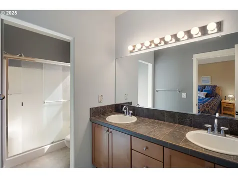 4829 Stagecoach Road Eugene OR 97402