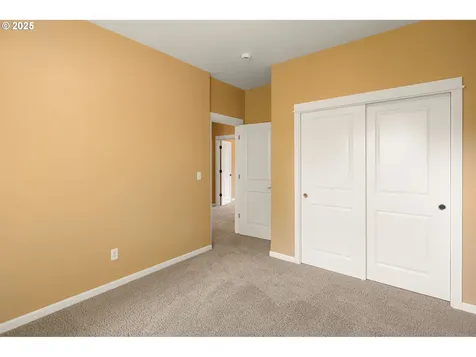 4829 Stagecoach Road Eugene OR 97402