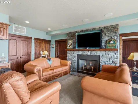 7118 Grandview Avenue Scotts Mills OR 97375