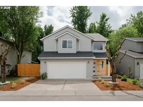 1006 NE Mariners Loop Portland OR 97211