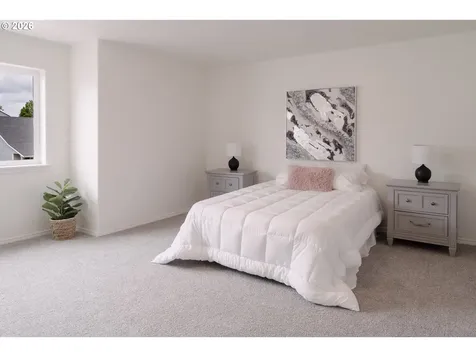 1006 NE Mariners Loop Portland OR 97211
