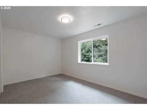 1006 NE Mariners Loop Portland OR 97211