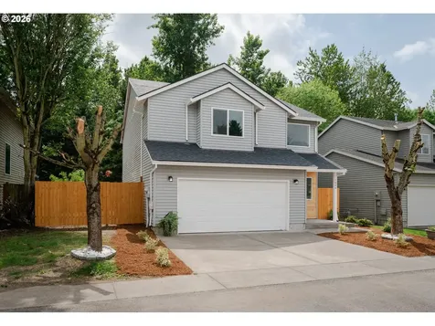 1006 NE Mariners Loop Portland OR 97211