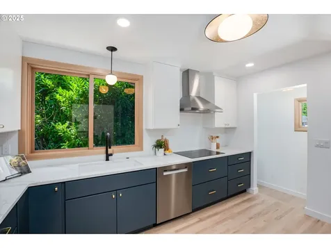 7290 SW Benz Park Court Portland OR 97225