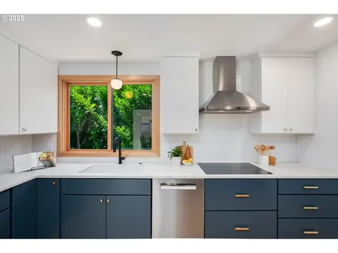 7290 SW Benz Park Court Portland OR 97225