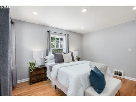 7290 SW Benz Park Court Portland OR 97225