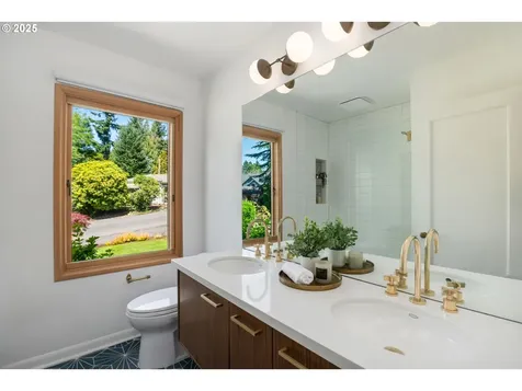 7290 SW Benz Park Court Portland OR 97225
