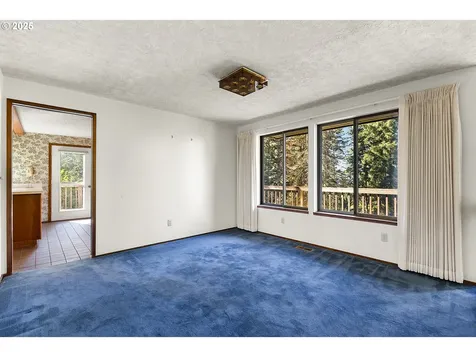 2970 SW Schaeffer Road West Linn OR 97068