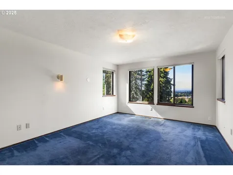 2970 SW Schaeffer Road West Linn OR 97068