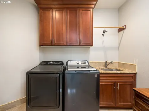 5150 NW 140th Avenue Portland OR 97229
