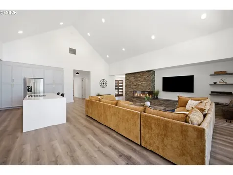 225 Ham Road Amboy WA 98601