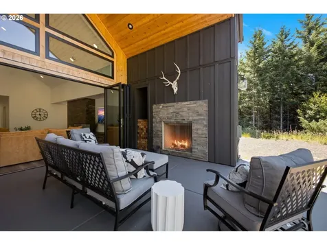 225 Ham Road Amboy WA 98601