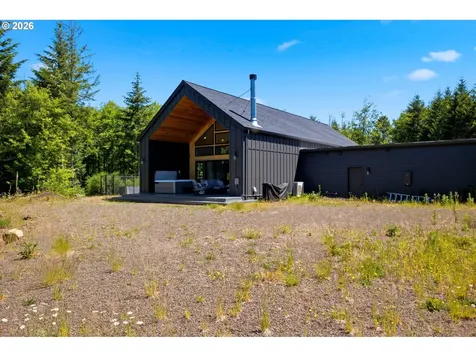 225 Ham Road Amboy WA 98601