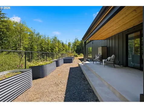225 Ham Road Amboy WA 98601