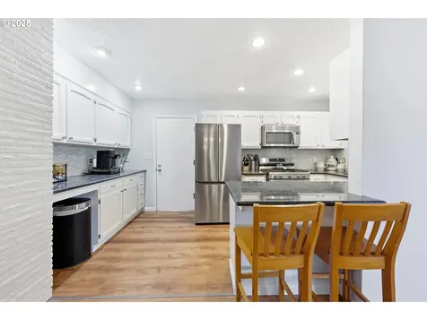 235 NE 111th Avenue Portland OR 97220