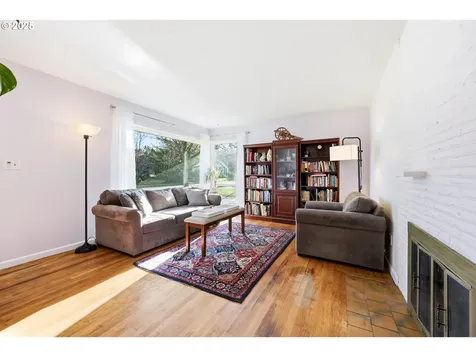 235 NE 111th Avenue Portland OR 97220
