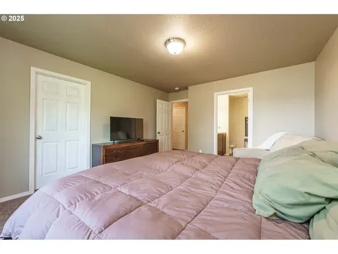 282 Karousel Lane Washougal WA 98671