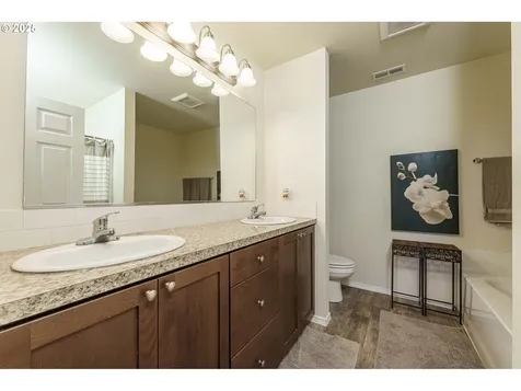 282 Karousel Lane Washougal WA 98671