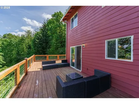 282 Karousel Lane Washougal WA 98671