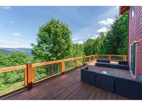 282 Karousel Lane Washougal WA 98671
