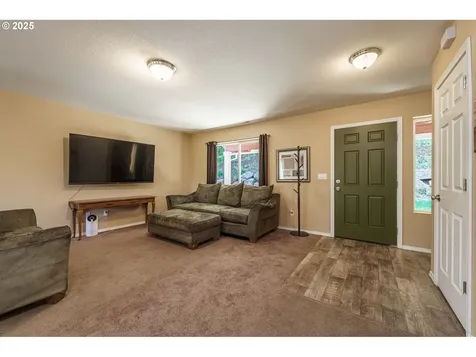 282 Karousel Lane Washougal WA 98671