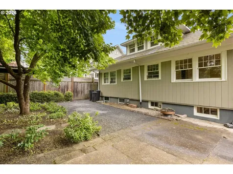 923 NE Tillamook Street Portland OR 97212