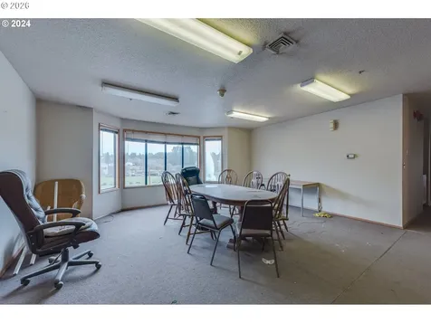 22024 S Beavercreek Road Beavercreek OR 97004