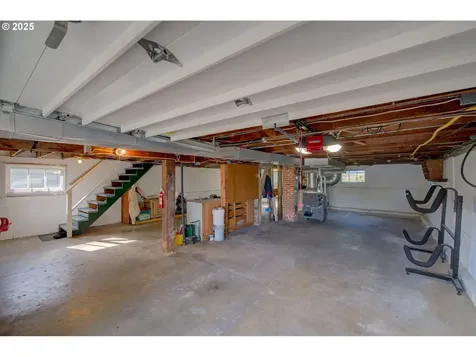 884 Niagara Avenue Astoria OR 97103