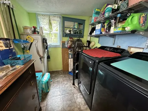 28800 Salmon River Highway Grand Ronde OR 97347