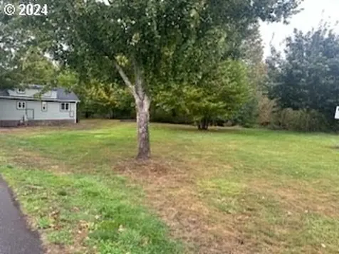 28800 Salmon River Highway Grand Ronde OR 97347