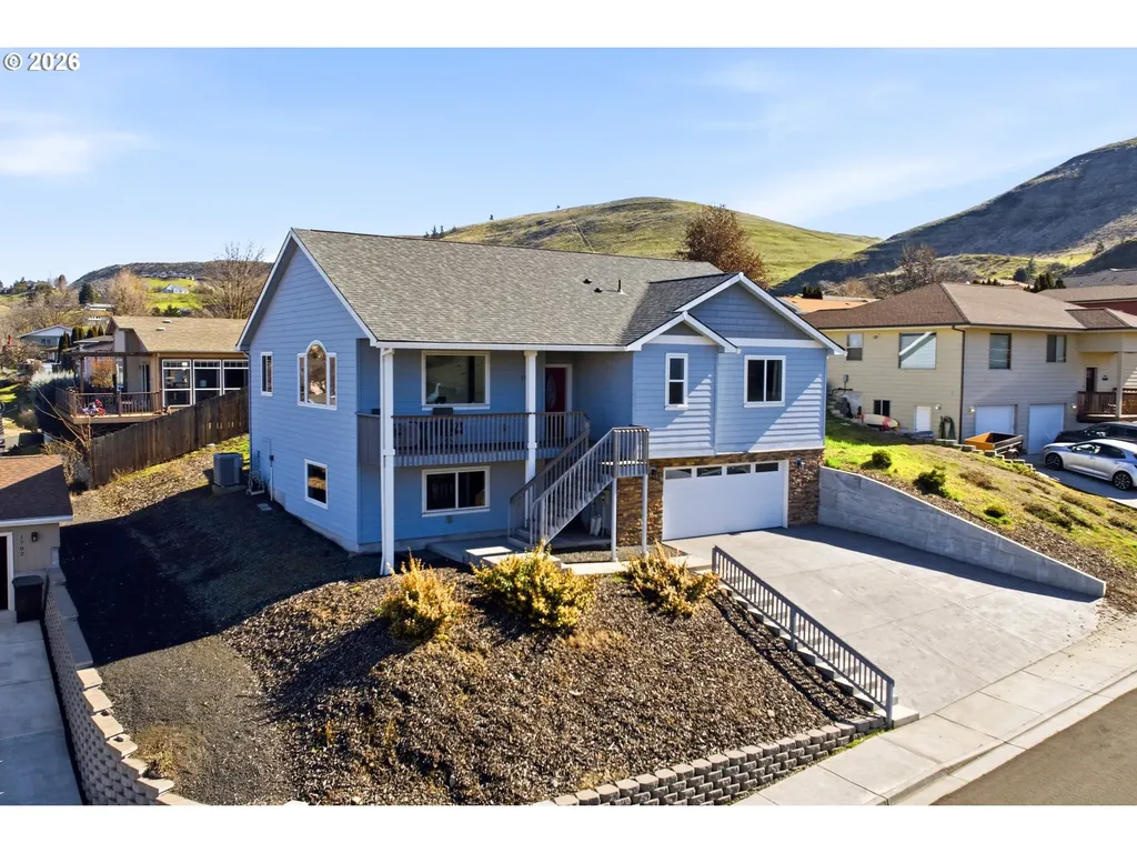 1704 Oakwood Drive The Dalles OR 97058