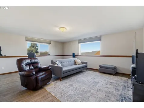 1704 Oakwood Drive The Dalles OR 97058