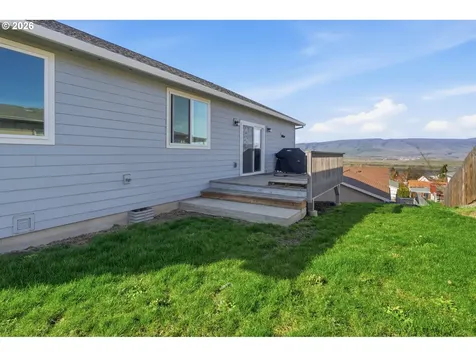 1704 Oakwood Drive The Dalles OR 97058