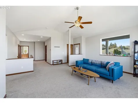 1704 Oakwood Drive The Dalles OR 97058