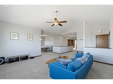 1704 Oakwood Drive The Dalles OR 97058