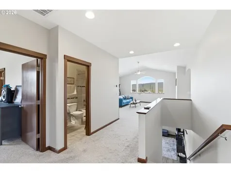 1704 Oakwood Drive The Dalles OR 97058